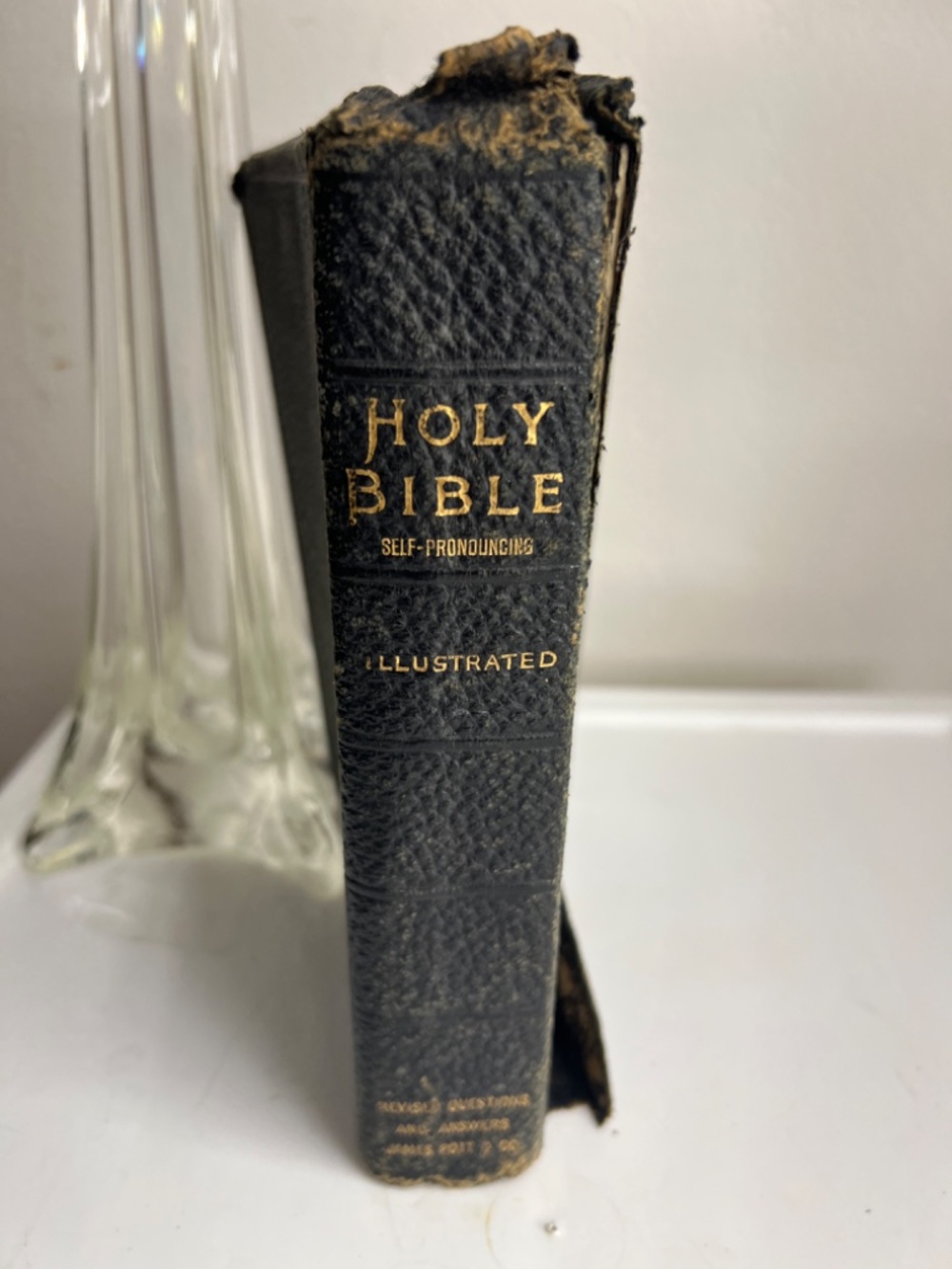 1910 Leather Holy Bible - Picture 7 of 7